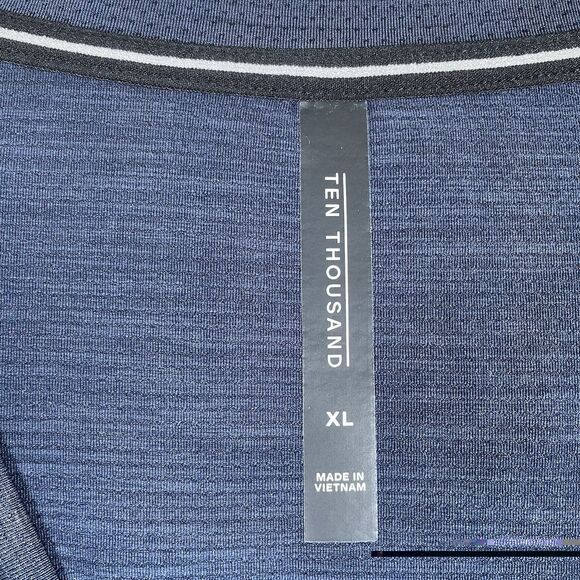 Ten Thousand Interval Long Sleeve Shirt Mens XL Navy Blue Long Sleeve Gym Run - Picture 2 of 4